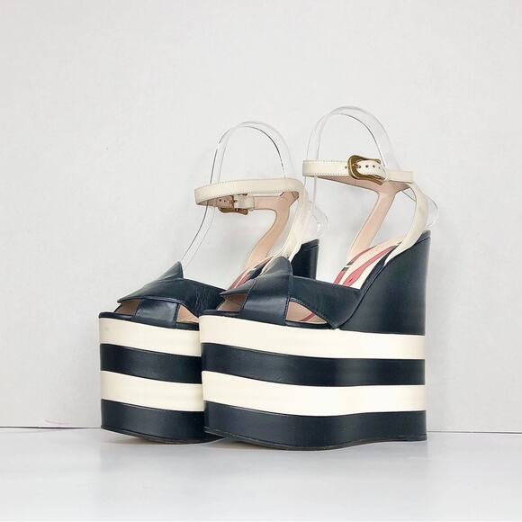 Gucci Sally Nappa Leather Navy Ivory Snake Platform Wedge Sandals 37.5 - Picture 1 of 11